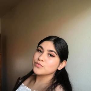 Meet your Posher, Mariela